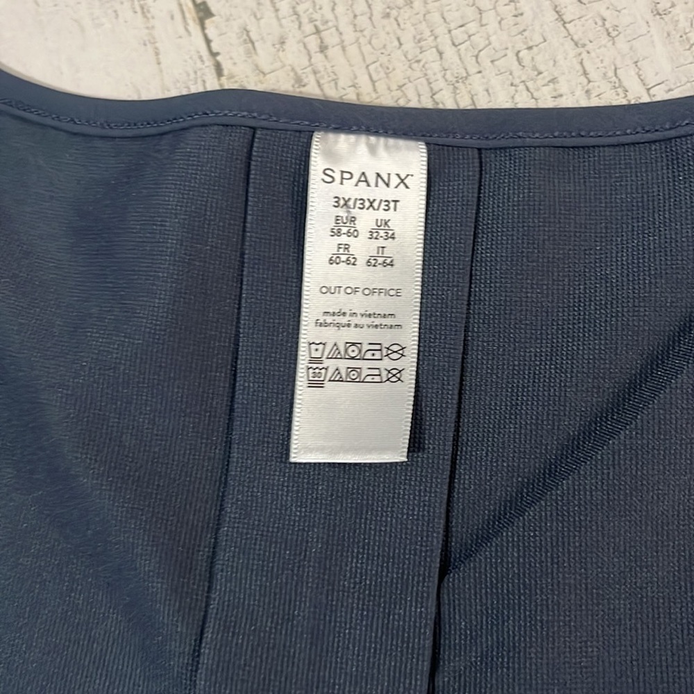 Spanx out of office shell tank size 3XL.  NWT - Picture 7 of 10